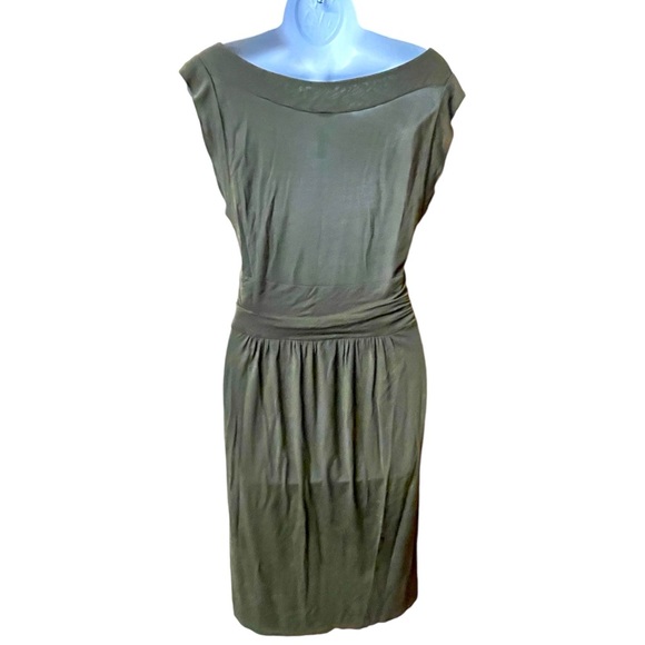 Olive Green Flowy Dress - Picture 2 of 3